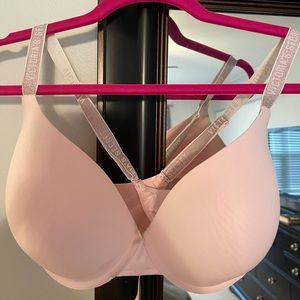 Victoria’s Secret Light Pink Bra